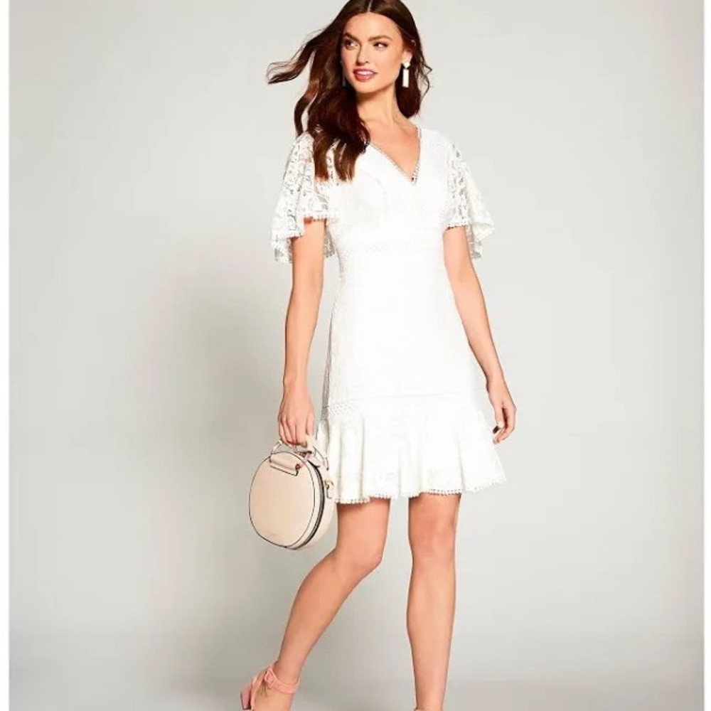 White Eliza J dress size 8